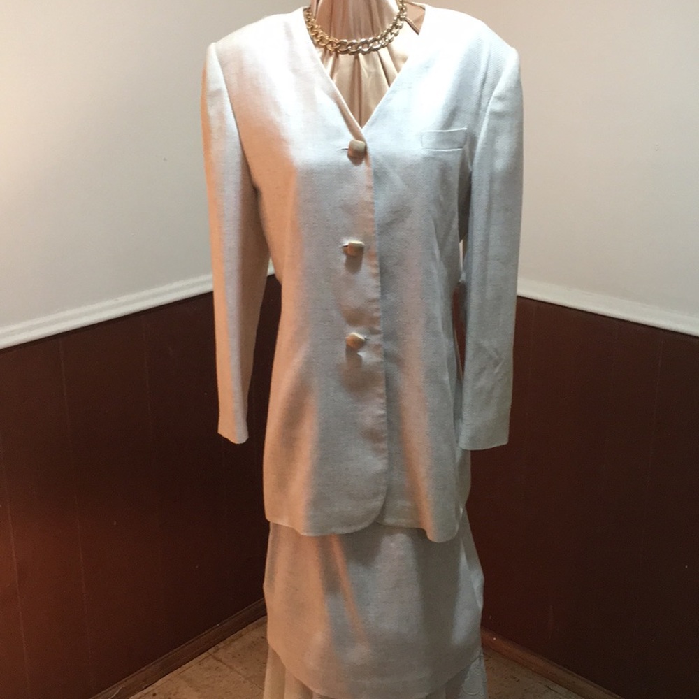 Two-piece suit
